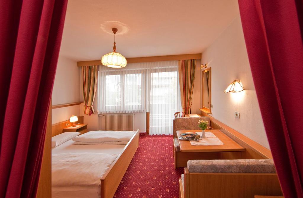 Hotel Rainegg Olang Room photo